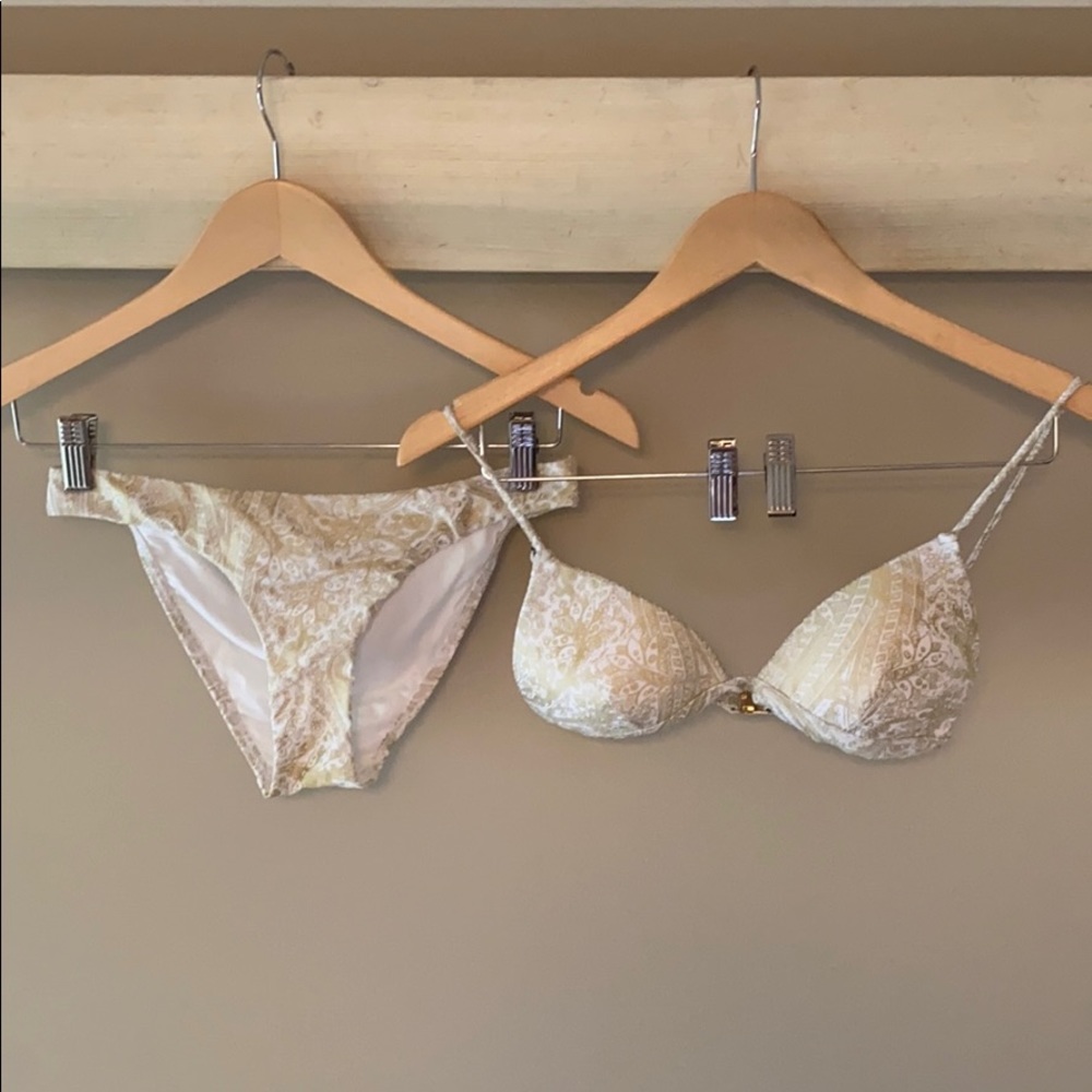 Zimmermann Bikini Set (Top + Bottom Included)